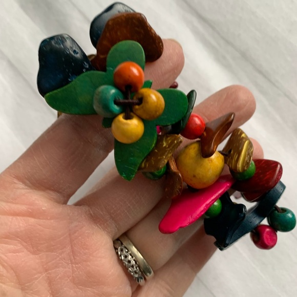 2/45$ 🎉. Colorful stretch wooden bracelet - Picture 1 of 3